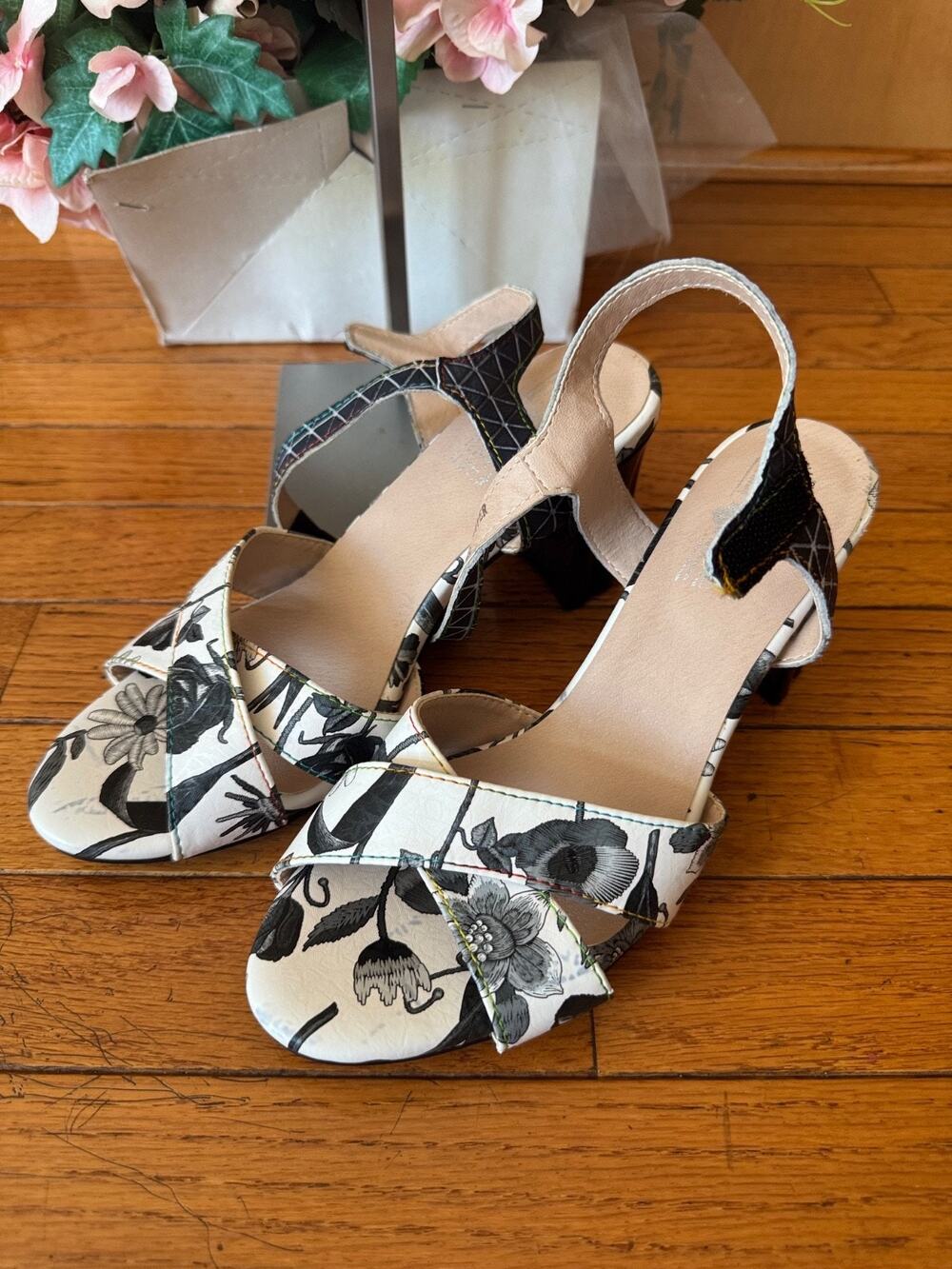 Camper Myriam 22534-026 Leather Adjustable Strap Pumps Heels Shoes 39 9san100